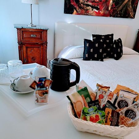 Dora Aurea Hotel Levanto Eksteriør billede