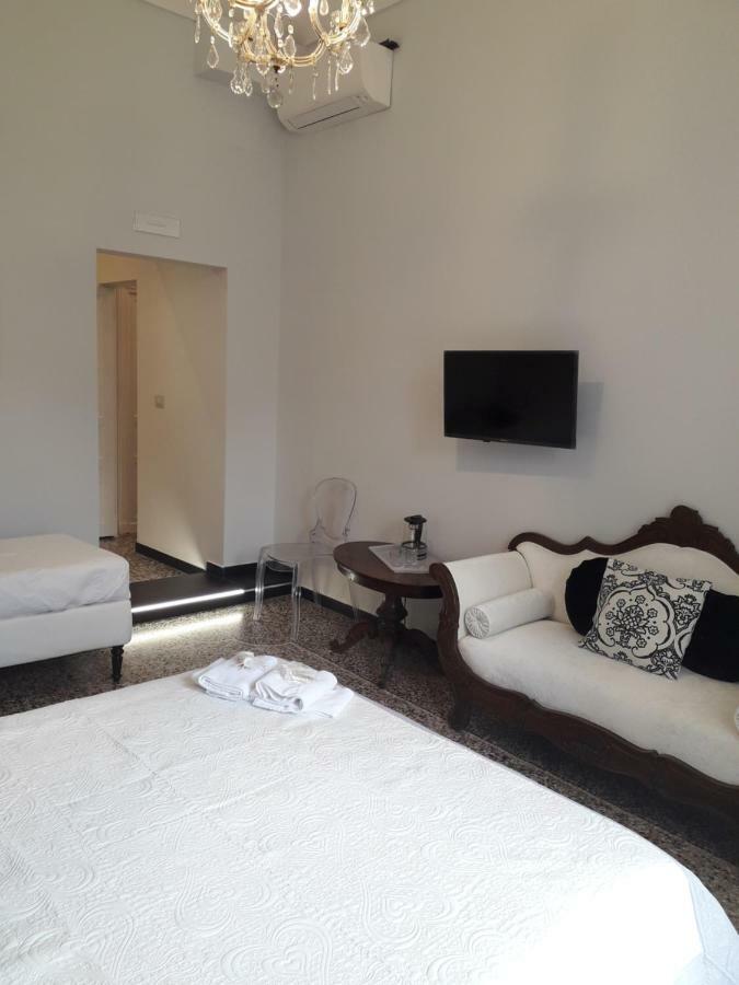 Dora Aurea Hotel Levanto Eksteriør billede
