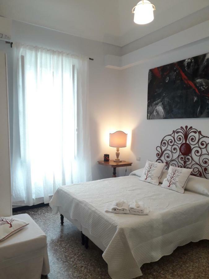 Dora Aurea Hotel Levanto Eksteriør billede